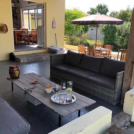 With Bar And Swimming Pool Holiday home *