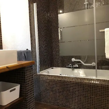 Holiday home With Bar And Swimming Pool