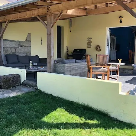 With Bar And Swimming Pool Holiday home *