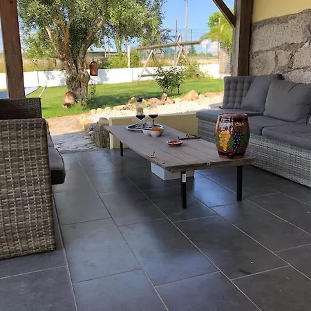 With Bar And Swimming Pool * Pinheiro de Coja